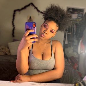 Meet your Posher, Lynn